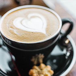 黑料不打烊 · 拆解黑料 · 从评论区风向到发布账号，我做了完整时间线